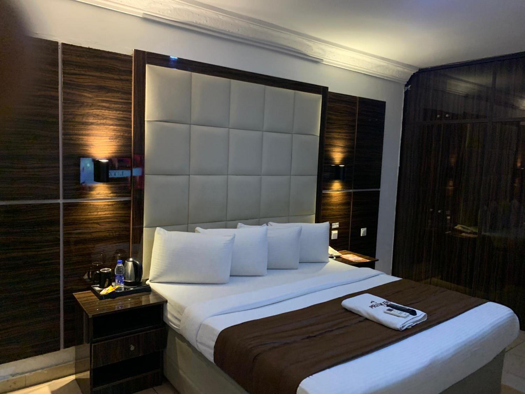 Presken Hotels @ Victoria Island Apese 외부 사진